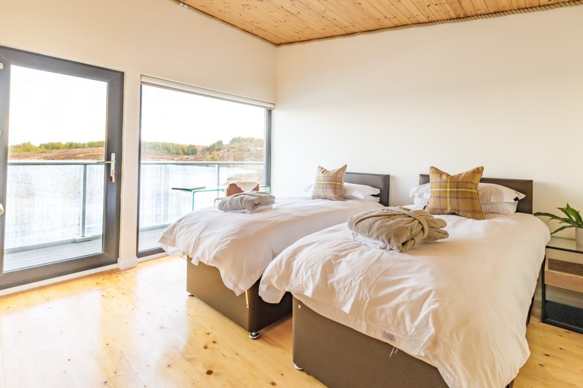 Loch na Beinne Moire Bedroom with Twins