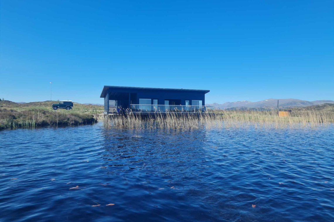 Loch na Beinne Moire Boathouse Lochside